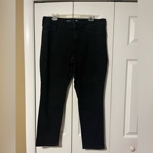 Old Navy Women's Jet Black Skinny Jeans